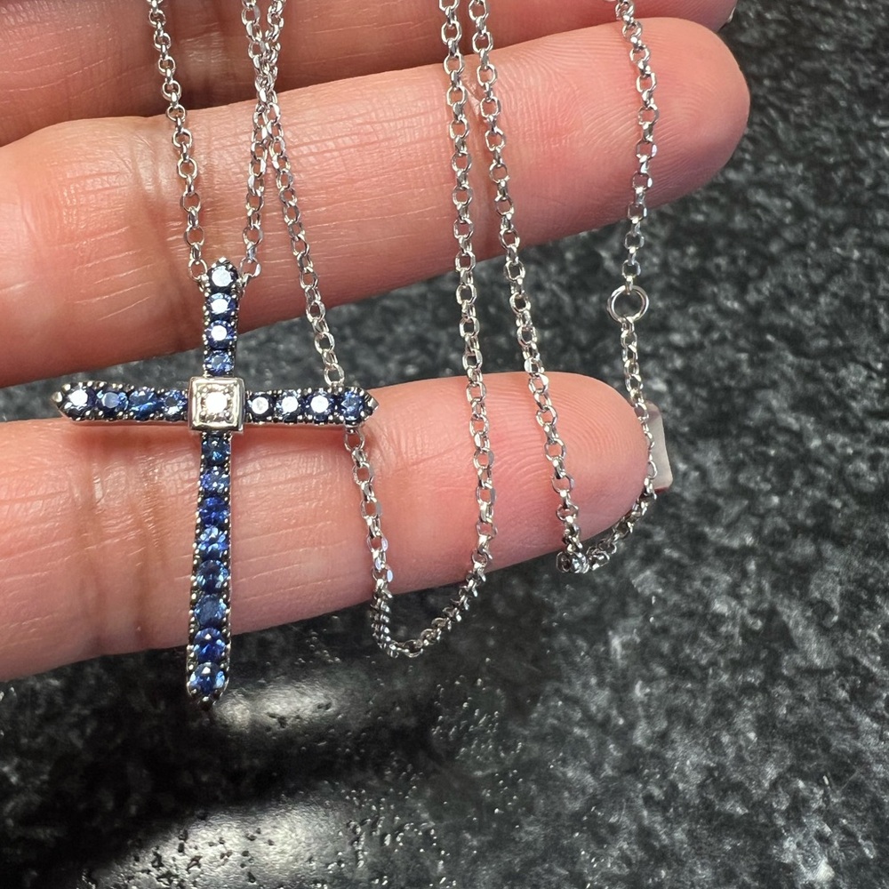 14k Levian sapphire necklace